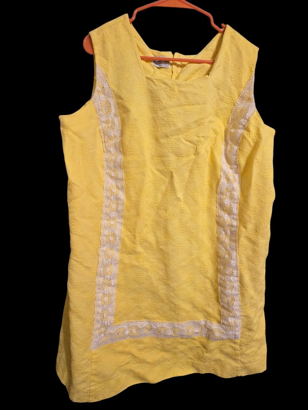 Vintage | Yellow Sleeveless Lace-Trim Shift Dress